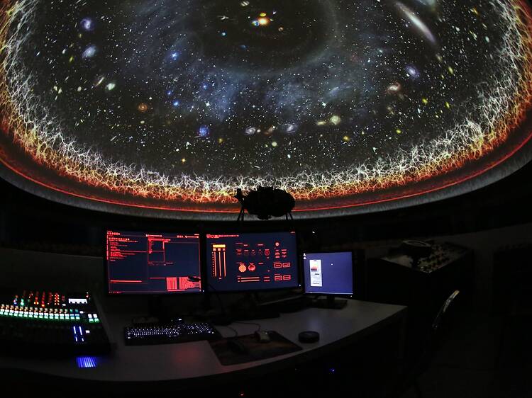 นอนดูดวงดาวเต็มโดมที่ท้องฟ้าจำลองในโปรแกรม ‘SEEING!’ ตลอดเดือนมีนาคมนี้ นอนดูดวงดาวเต็มโดมที่ท้องฟ้าจำลองในโปรแกรม ‘SEEING!’ ตลอดเดือนมีนาคมนี้