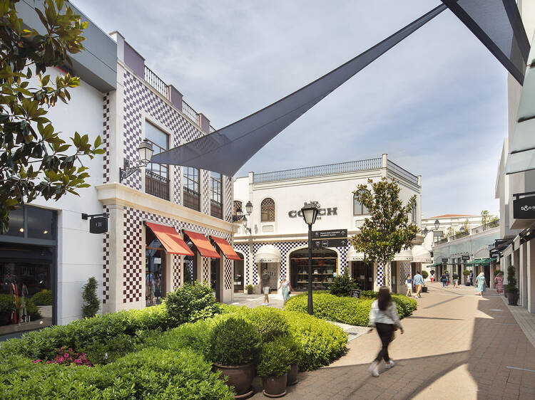 Shopping at  Freeport? Worth the trip and then some