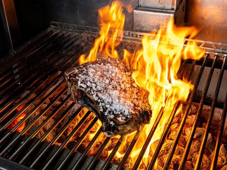 3 Reasons to Sink Your Teeth into Lomo Alto & Lomo Bajo