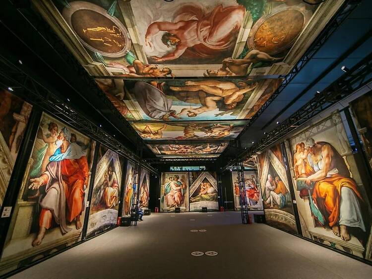 A touring experience that throws you into Michelangelo's Sistine Chapel opens in Boston today